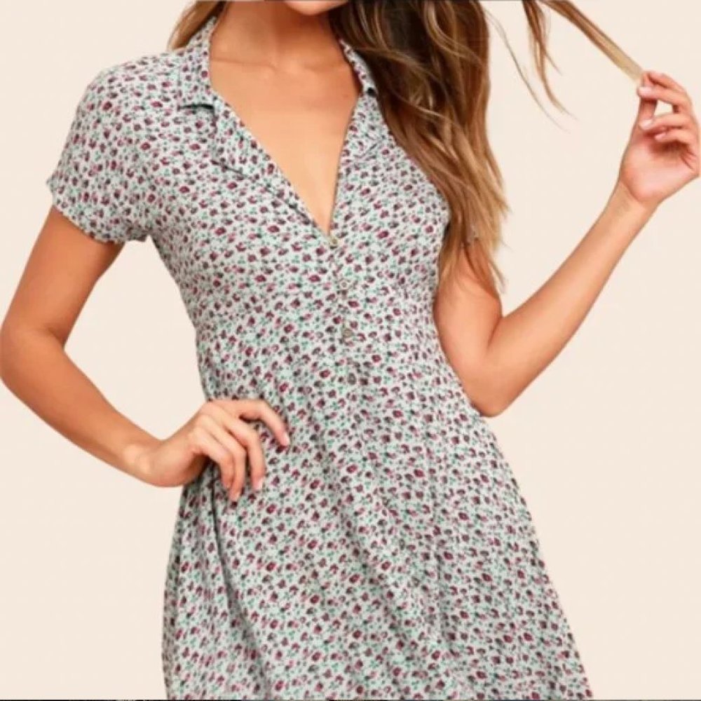 Lulu's Ditsy Floral Button Down Shirt Dress Light Blue NWT